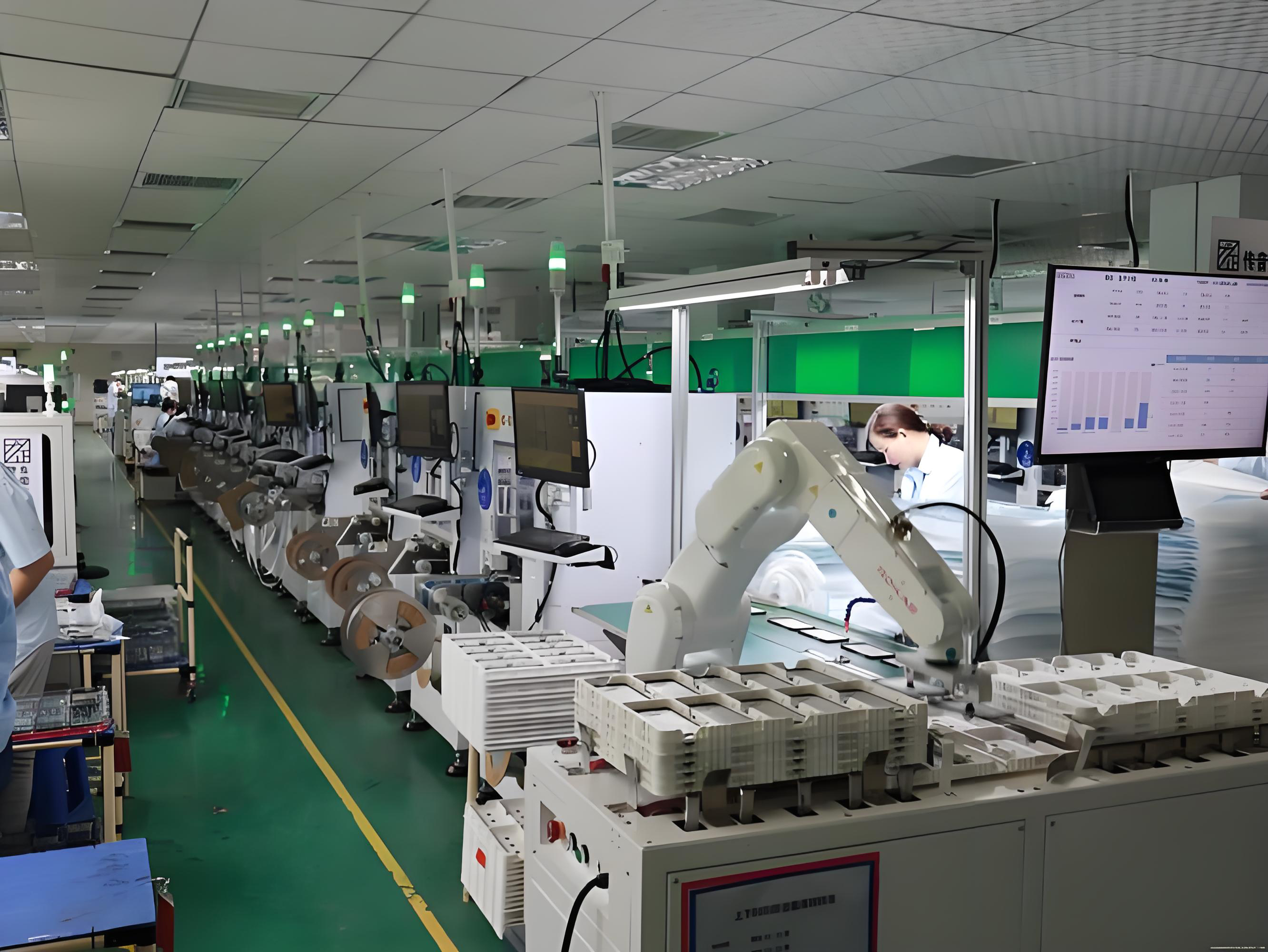 光之匠艺:软星科技超精密加工技术助力光学模具制造升级